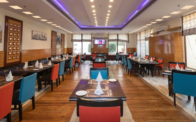 V One Hotel - The Competent Palace