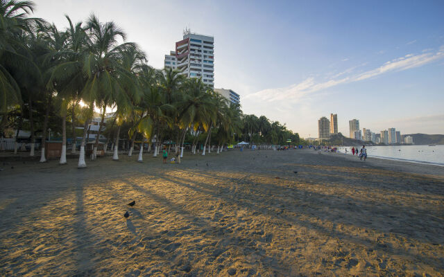 Hotel Portobahia