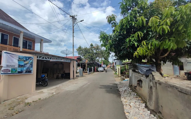 OYO 92357 Zzip Homestay