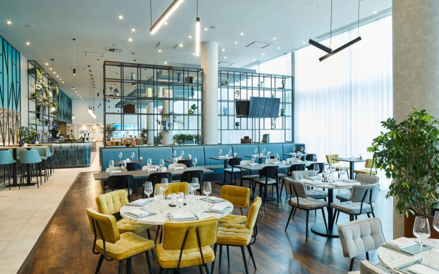 Courtyard by Marriott London Gatwick Airport