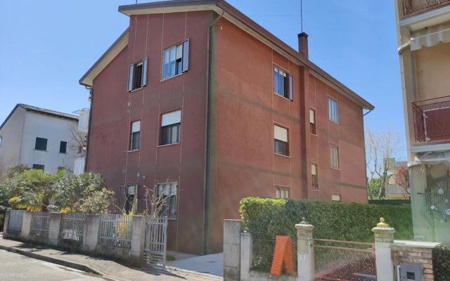 Spacious Seaside Flat in Caorle