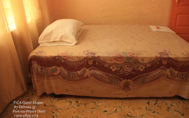 T-CA Guest House & Resto