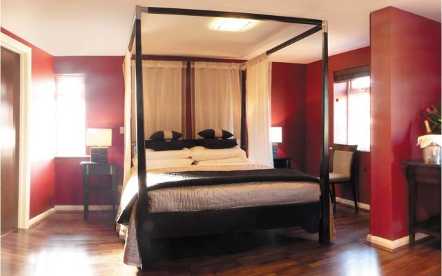 Savoro Restaurant with Rooms