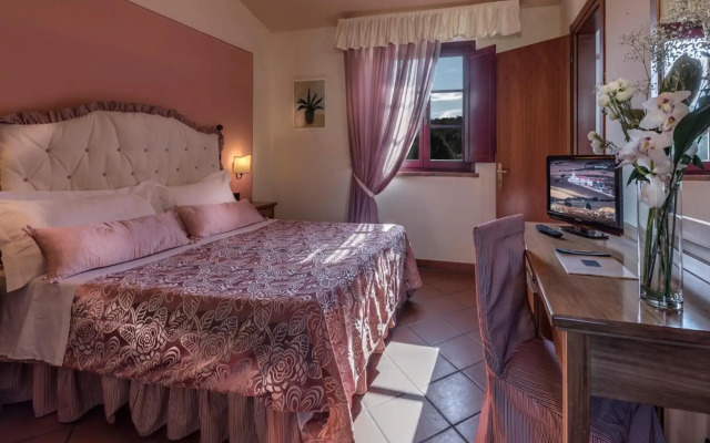 Hotel Casolare Le Terre Rosse