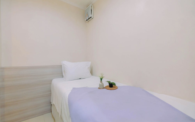 Compact Warm 2Br At Green Pramuka City Apartment