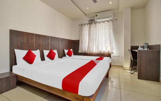 OYO Flagship 80685 Quince Elite Mysuru