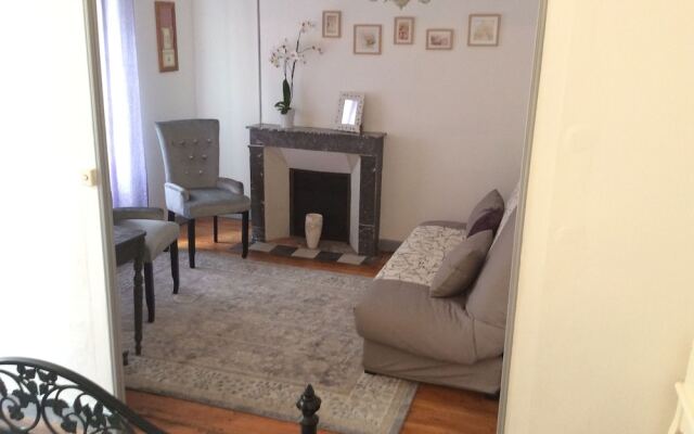 La Charentaise des Lilas