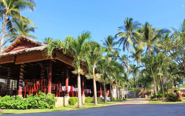 Little Paris Resort