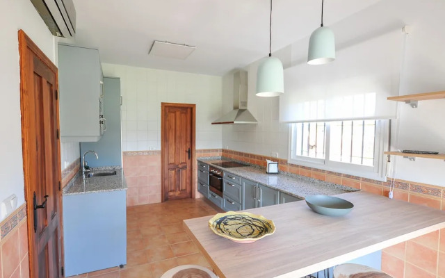 Paredones I Villa Rural Caminito del Rey
