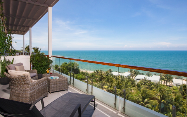 The Cliff Resort & Residences