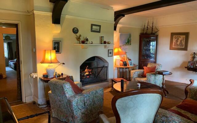 Kawamwaki Farm House