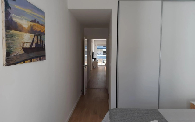 Belgrano Luminoso Y Amplio Departamento