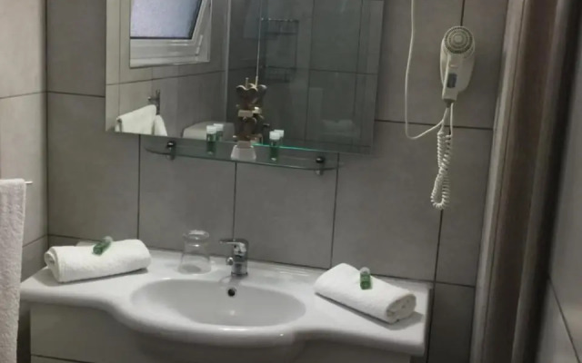 villalithos studio 2