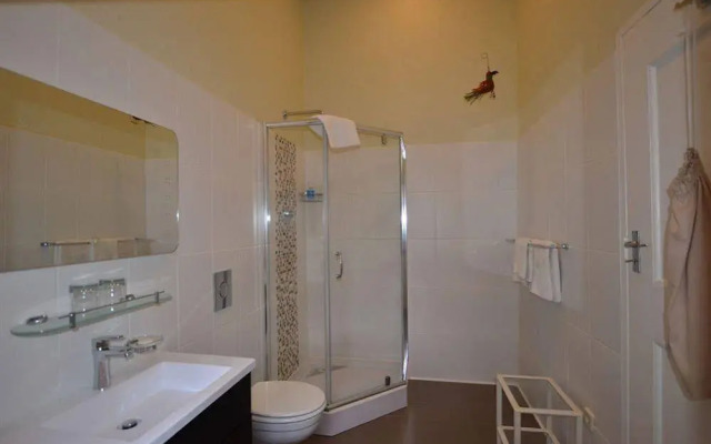 One Kensington Boutique Hotel