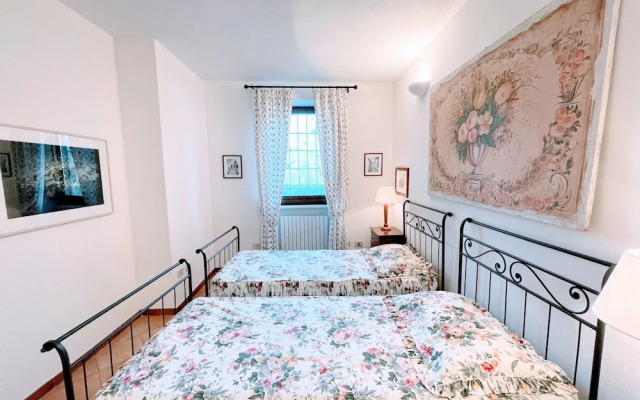 Casetta - Sleeps 5 With Aircon, Wifi, Pool and Astounding Views