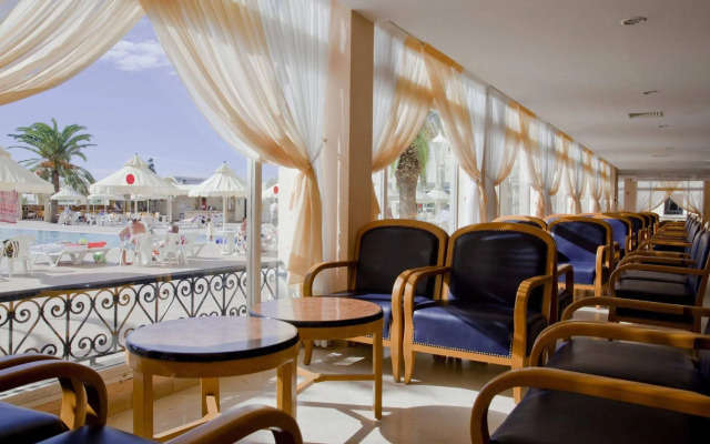 Hotel Dar Khayam