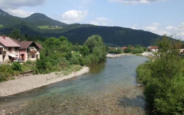 Rooms Pevc & Hostel Ljubno ob Savinji