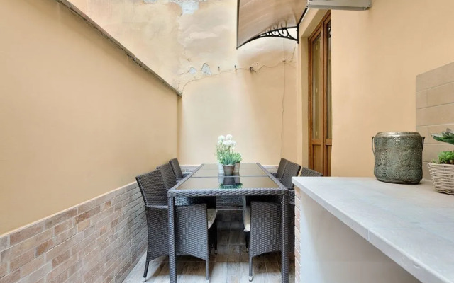 Santa Croce Cathedral by Mmega