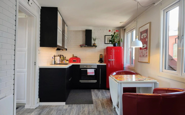 Cozee Central Apartments