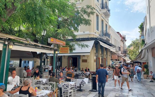 Cozy Apartment in Plaka