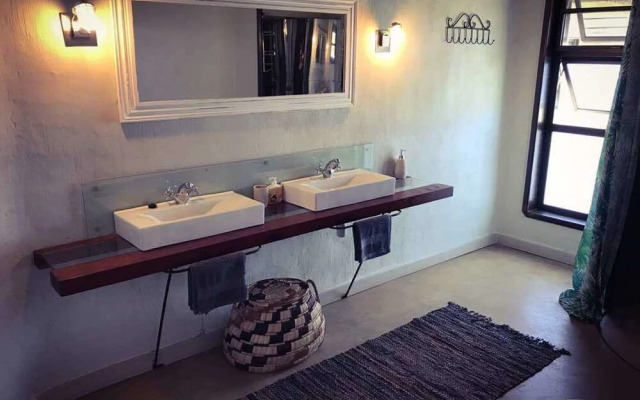 Serondela Lodge
