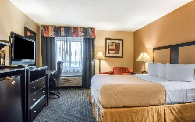 Quality Inn Hoffman Estates - Schaumburg