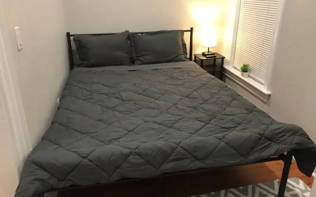 HomeStay - B&B - Near South Boston - JFK-Umass Area
