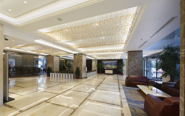 Yiwu Zhonglian Kaixin Hotel