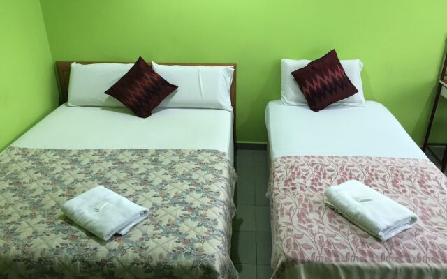 Hotel Cahaya