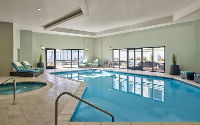 Delta Hotels Denver Thornton