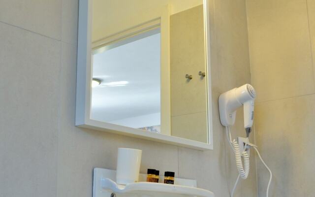 Folies Corfu Hotel Apartments