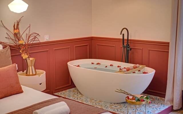 Miss Marguerite Suite