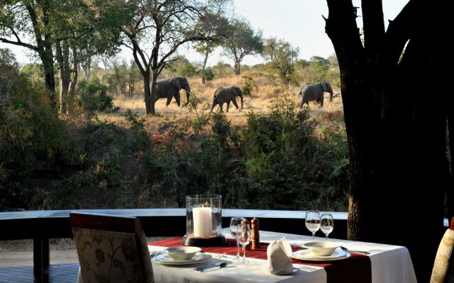 Imbali Safari Lodge