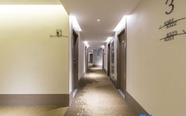 Hanting Hotel Shanghai Xujiahui Puhuitang Road