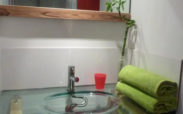 Studio indépendant chez lhabitant