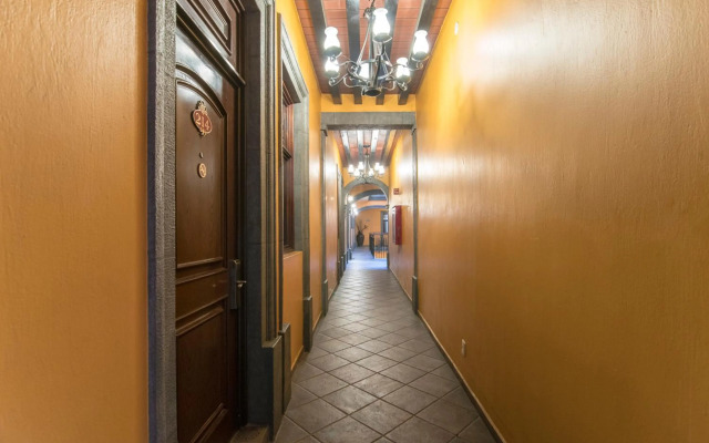 Hotel Morales Historical & Colonial Downtown Core