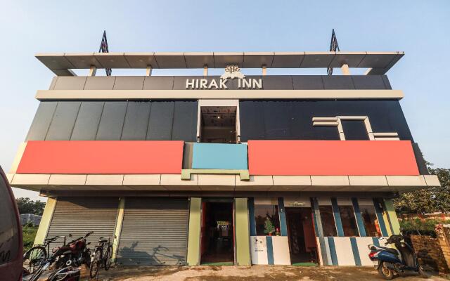 Collection O 83454 Hotel Hirak Inn