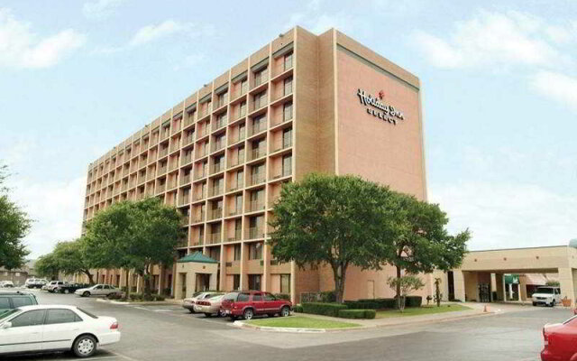 Holiday Inn Select Dallas Central