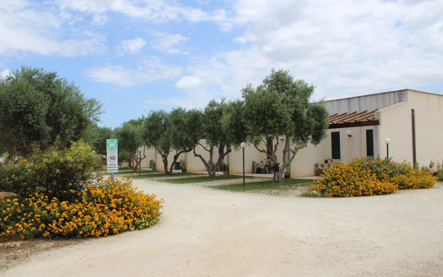 Camping Lilybeo Village