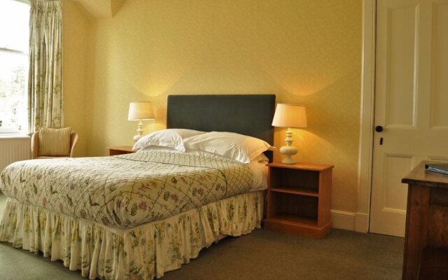 The Mountview Hotel