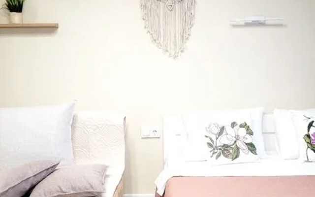 Неотель на пл. Ленина, д. 5