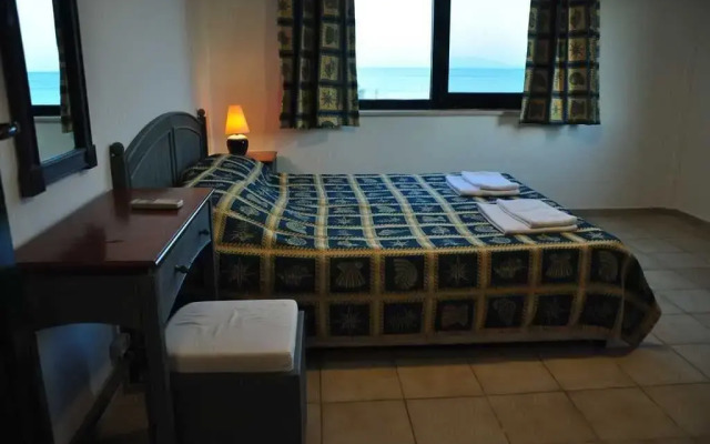 Palm Court Suites