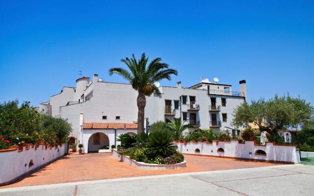 Hotel Baia Del Capitano