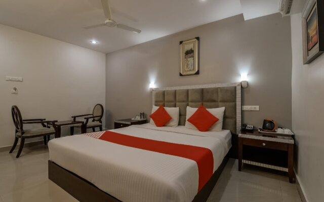 OYO 5231 M V Boutique Hotel