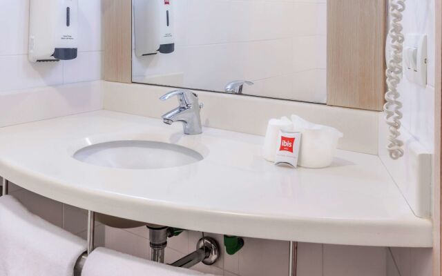 ibis Medellin