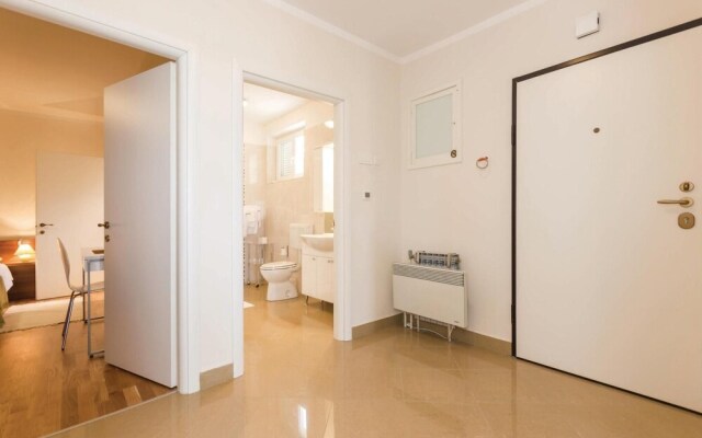 Beautiful Home in Matulji With Wifi and 2 Bedrooms