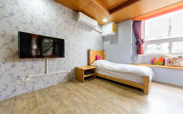 Owl Castle Bed and Breakfast