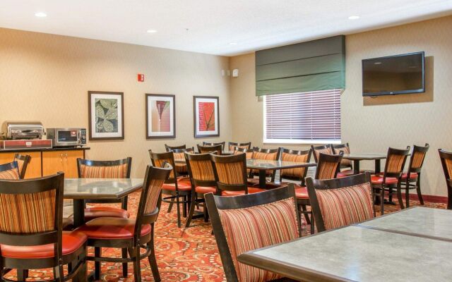 Comfort Suites Saginaw