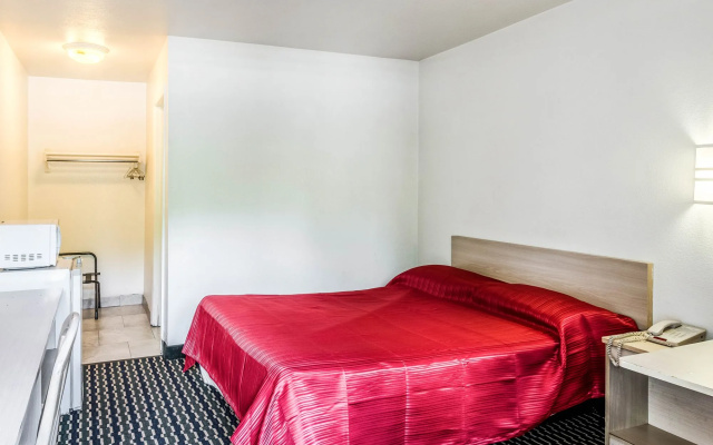 Rodeway Inn Winston Salem Route 52