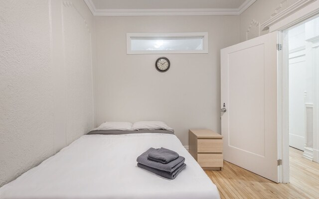 Cozy Private BR in the heart of Plateau